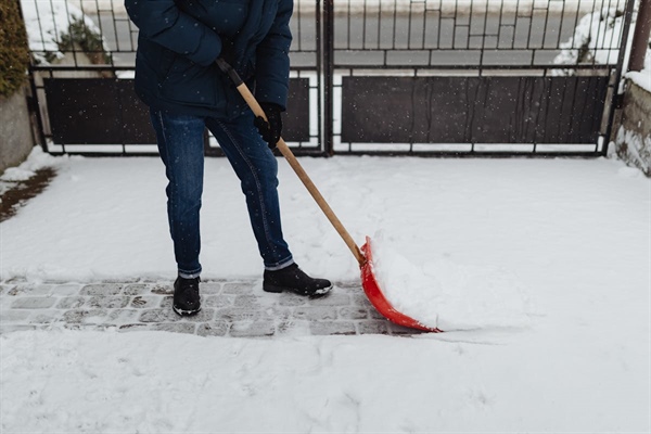 Snow and Ice Removal Guide for Small Businesses